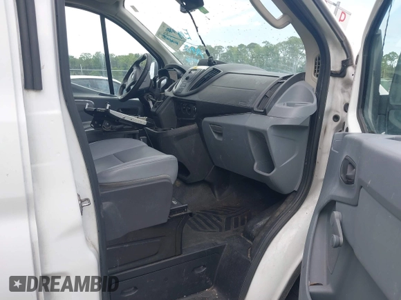 2016 Ford Transit Cargo with VIN 1FTYE1YMXGKB08593, listed as a IAAI auction lot 42347910 with 206,109 mi miles and . Bid and sale history available at DreamBid. Image 5.