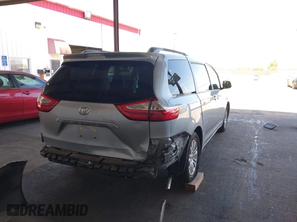 2015 Toyota Sienna XLE с VIN 5TDYK3DC9FS611086, выставлен на аукционе IAAI как лот 41970098 с пробегом 59 154 миль миль и . История ставок и продаж доступна на DreamBid. Изображение 4.