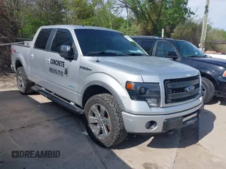 2013 Ford F-150 XL with VIN 1FTFW1ET8DKF52650, listed as a IAAI auction lot 41896959 with 287,272 mi miles. Bid and sale history available at carsss.com. Image 1.