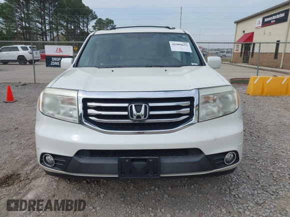 2014 Honda Pilot Touring with VIN 5FNYF4H93EB023602, listed as a IAAI auction lot 41909653 with 162,118 mi miles and . Bid and sale history available at carsss.com. Image 12.
