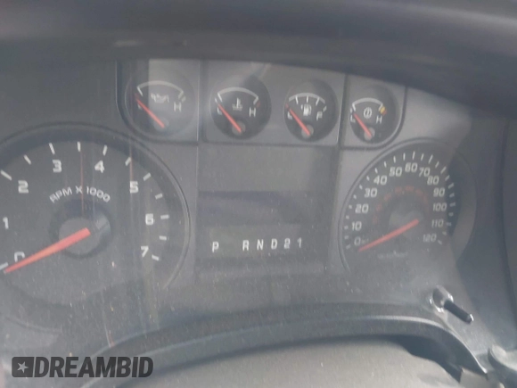2010 Ford F-150 XL z VIN 1FTEX1CW4AFC14348, wystawiony jako IAAI lot #42381042 z przebiegiem Nie podano mil oraz . Historia ofert i sprzedaży dostępna na DreamBid. Obrazek 16.
