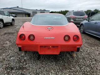 1978 Chevrolet Corvette z VIN 1Z87L8S437007, wystawiony jako Copart lot #72957804 z przebiegiem 84 491 mil mil oraz Czysty tytuł • Clean title. Historia ofert i sprzedaży dostępna na DreamBid. Obrazek 6.