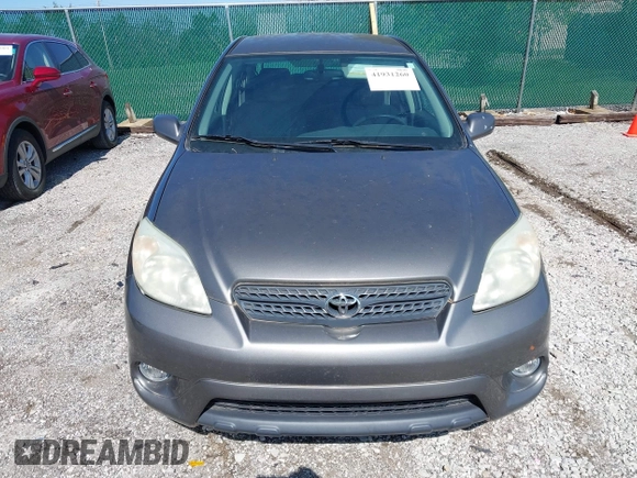 2005 Toyota Matrix STD with VIN 2T1KR32EX5C397965, listed as a IAAI auction lot 41931260 with 135,912 mi miles. Bid and sale history available at carsss.com. Image 6.