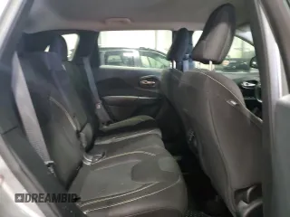2015 Jeep Cherokee Latitude с VIN 1C4PJMCB1FW649506, выставлен на аукционе Copart как лот 61662795 с пробегом 138 121 миль миль и Списание • Salvage title. История ставок и продаж доступна на DreamBid. Изображение 11.