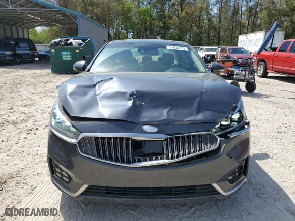 2017 Kia Cadenza Technology with VIN KNALC4J18H5072157, listed as a Copart auction lot 51034155 with 137,166 mi miles and Non Repairable. Bid and sale history available at carsss.com. Image 5.