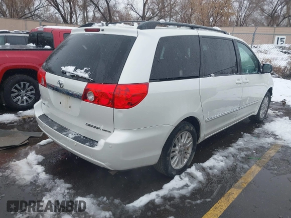 2010 Toyota Sienna XLE z VIN 5TDYK4CC3AS325072, wystawiony jako IAAI lot #41626629 z przebiegiem 145 368 mil mil oraz . Historia ofert i sprzedaży dostępna na DreamBid. Obrazek 4.