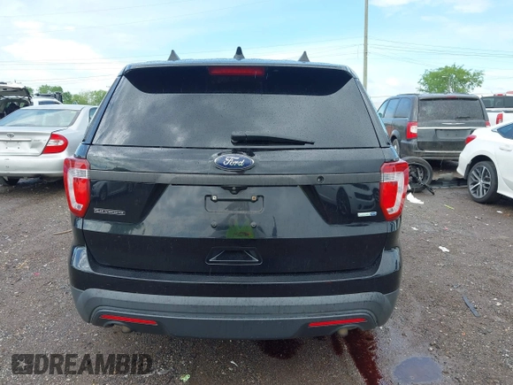 2016 Ford Police Interceptor Utility z VIN 1FM5K8AR8GGC35822, wystawiony jako IAAI lot #42091991 z przebiegiem 221 812 mil mil oraz . Historia ofert i sprzedaży dostępna na DreamBid. Obrazek 16.