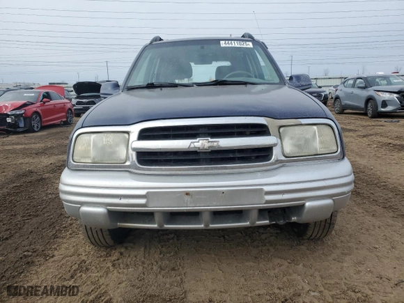 2001 Chevrolet Tracker LT with VIN 2CNBJ634716943286, listed as a Copart auction lot 44411025 with NaN miles and Salvage Title. Bid and sale history available at carsss.com. Image 5.
