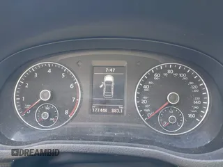 2015 Volkswagen Passat SE с VIN 1VWBS7A31FC075721, выставлен на аукционе IAAI как лот 42326684 с пробегом 177 448 миль миль и . История ставок и продаж доступна на DreamBid. Изображение 7.