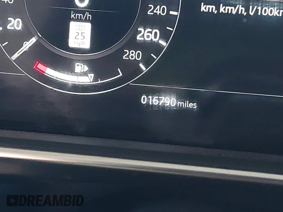 2018 Land Rover Range Rover Autobiography with VIN SALGV2RE6JA500565, listed as a IAAI auction lot 41881409 with 32,559 mi miles and . Bid and sale history available at DreamBid. Image 7.