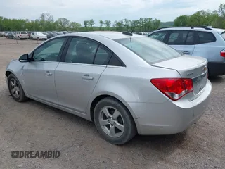 2015 Chevrolet Cruze LT with VIN 1G1PC5SB1F7132548, listed as a IAAI auction lot 39232315 with 155,819 mi miles and . Bid and sale history available at DreamBid. Image 3.