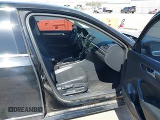 2016 Volkswagen Passat SE z VIN 1VWBS7A36GC056762, wystawiony jako IAAI lot #41848226 z przebiegiem 89 000 mil mil oraz . Historia ofert i sprzedaży dostępna na DreamBid. Obrazek 5.