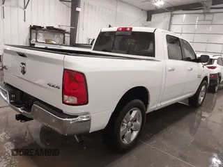 2017 Ram 1500 Big Horn z VIN 1C6RR7LG9HS674458, wystawiony jako IAAI lot #42115885 z przebiegiem 158 829 mil mil oraz . Historia ofert i sprzedaży dostępna na DreamBid. Obrazek 4.