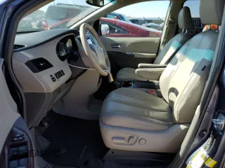 2014 Toyota Sienna XLE with VIN 5TDYK3DC5ES467244, listed as a Copart auction lot 54777445 with 157,503 mi miles and Salvage Title. Bid and sale history available at DreamBid. Image 7.