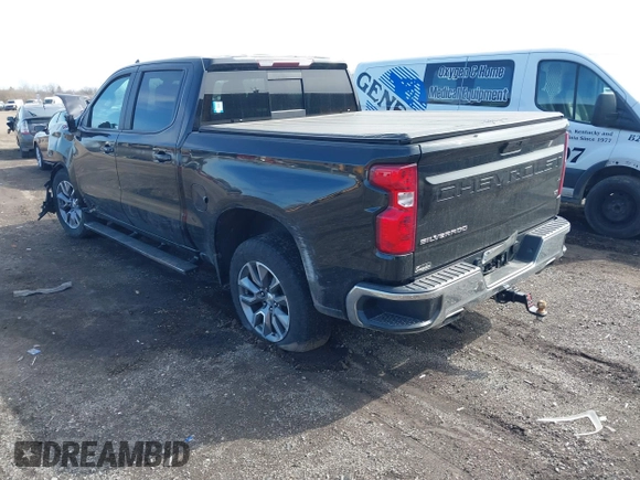 2021 Chevrolet Silverado 1500 LT with VIN 1GCUYDED0MZ253365, listed as a IAAI auction lot 41824906 with 1 mi miles. Bid and sale history available at carsss.com. Image 3.