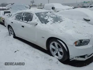 2014 Dodge Charger RT z VIN 2C3CDXCT3EH359267, wystawiony jako IAAI lot #41262830 z przebiegiem 94 561 mil mil oraz . Historia ofert i sprzedaży dostępna na DreamBid. Obrazek 1.