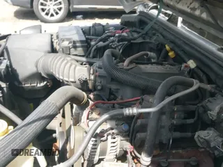 2007 Jeep Wrangler Unlimited Sahara z VIN 1J4GA59167L195254, wystawiony jako IAAI lot #41945934 z przebiegiem 252 496 mil mil oraz . Historia ofert i sprzedaży dostępna na DreamBid. Obrazek 18.