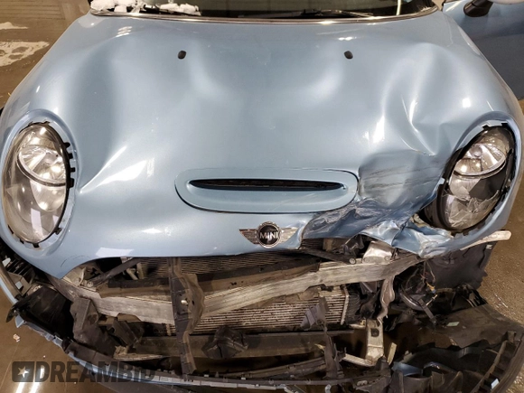 2017 MINI Clubman Cooper S with VIN WMWLN9C3XH2E50487, listed as a Copart auction lot 83588464 with 67,986 mi miles and Salvage Title. Bid and sale history available at carsss.com. Image 11.