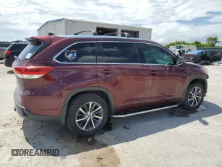 2017 Toyota Highlander XLE с VIN 5TDJZRFH0HS440367, выставлен на аукционе Copart как лот 61135715 с пробегом 125 959 миль миль и Списание • Salvage title. История ставок и продаж доступна на DreamBid. Изображение 3.