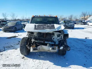 2008 Hummer H3 SUV with VIN 5GTEN13E488164197, listed as a IAAI auction lot 41325754 with 274,440 mi miles. Bid and sale history available at carsss.com. Image 13.