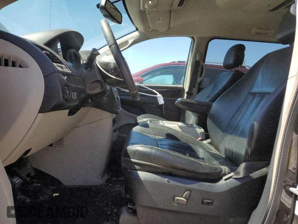2014 Chrysler Town & Country Touring with VIN 2C4RC1BG3ER441648, listed as a Copart auction lot 50249635 with 174,744 mi miles and Salvage Title. Bid and sale history available at carsss.com. Image 7.