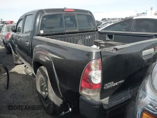 2011 Toyota Tacoma with VIN 5TFLU4EN4BX003524, listed as a IAAI auction lot 41357331 with 226,864 mi miles and . Bid and sale history available at carsss.com. Image 3.