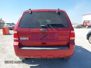 2011 Ford Escape XLT with VIN 1FMCU0D70BKC18662, listed as a IAAI auction lot 41769355 with 173,040 mi miles. Bid and sale history available at carsss.com. Image 16.