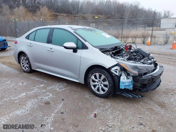 2024 Toyota Corolla LE with VIN 5YFB4MDE5RP173235, listed as a IAAI auction lot 41260050 with 8,701 mi miles. Bid and sale history available at carsss.com. Image 1.
