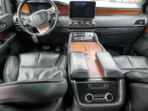 2018 Lincoln Navigator Select with VIN 5LMJJ2JT0JEL07543, listed as a Copart auction lot 47220234 with 152,557 mi miles and Salvage Title. Bid and sale history available at carsss.com. Image 8.