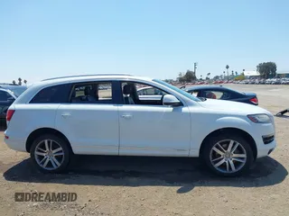 2014 Audi Q7 Premium Plus with VIN WA1LGAFE3ED021002, listed as a IAAI auction lot 42769562 with 82,118 mi miles and . Bid and sale history available at DreamBid. Image 13.