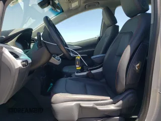 2021 Chevrolet Bolt EV Premier with VIN 1G1FZ6S07M4103987, listed as a Copart auction lot 61461585 with 7,218 mi miles and Salvage title. Bid and sale history available at DreamBid. Image 7.