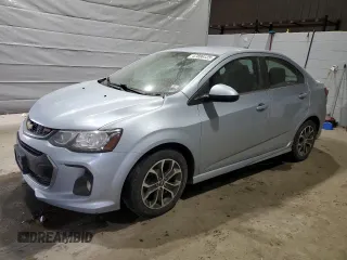 2017 Chevrolet Sonic LT z VIN 1G1JD5SG2H4129029, wystawiony jako Copart lot #47886125 z przebiegiem 97 561 mil mil oraz Szkoda całkowita • Salvage title. Historia ofert i sprzedaży dostępna na DreamBid. Obrazek 1.