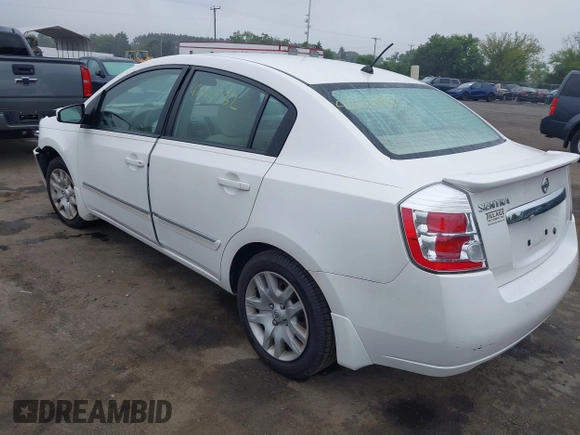 2012 Nissan Sentra S z VIN 3N1AB6APXCL636612, wystawiony jako IAAI lot #42610932 z przebiegiem 150 605 mil mil oraz . Historia ofert i sprzedaży dostępna na DreamBid. Obrazek 3.