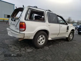 2001 Ford Explorer z VIN 1FMZU85P51ZA00343, wystawiony jako Copart lot #85793084 z przebiegiem Nie podano mil oraz Nie do naprawy • Non repairable. Historia ofert i sprzedaży dostępna na DreamBid. Obrazek 3.