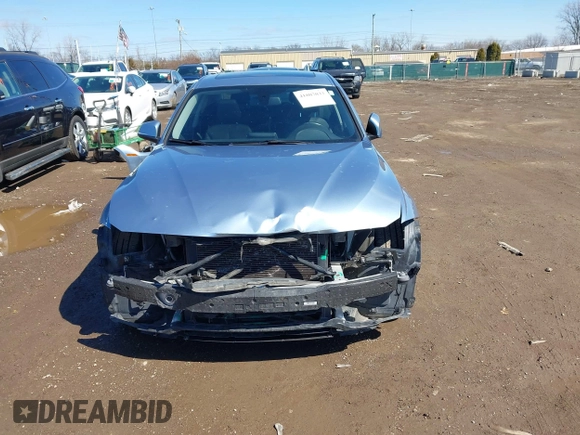 2014 BMW 3 Series 328i with VIN WBA3C1C56EAV79706, listed as a IAAI auction lot 41807033 with 104,478 mi miles. Bid and sale history available at carsss.com. Image 13.