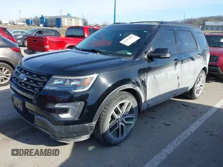 2017 Ford Explorer Sport with VIN 1FM5K8GT9HGD02111, listed as a IAAI auction lot 41395462 with 105,000 mi miles and . Bid and sale history available at carsss.com. Image 17.