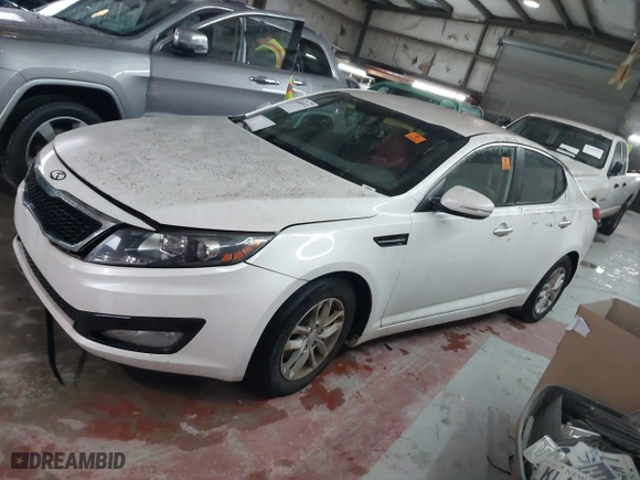 2013 Kia Optima LX with VIN KNAGM4A77D5400536, listed as a IAAI auction lot 41460372 with 84,560 mi miles. Bid and sale history available at carsss.com. Image 13.