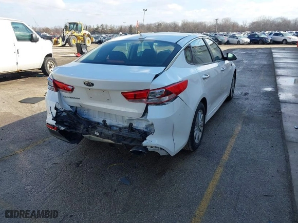 2018 Kia Optima LX with VIN 5XXGT4L3XJG216120, listed as a IAAI auction lot 41691044 with 124,919 mi miles. Bid and sale history available at carsss.com. Image 4.