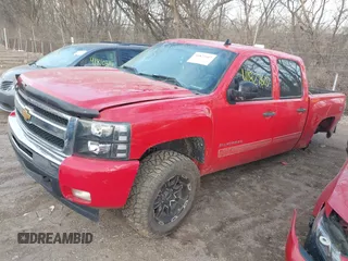 2010 Chevrolet Silverado 1500 LT with VIN 3GCRKSE37AG147218, listed as a IAAI auction lot 41827607 with 281,697 mi miles and . Bid and sale history available at DreamBid. Image 20.