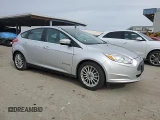 2014 Ford Focus Electric with VIN 1FADP3R47EL264610, listed as a Copart auction lot 45045465 with 94,080 mi miles and Clean title. Bid and sale history available at DreamBid. Image 4.