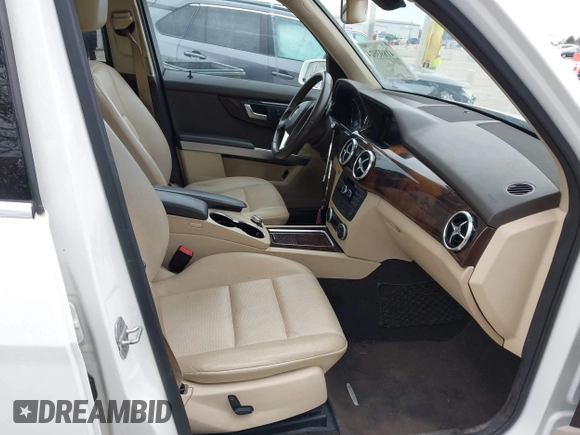 2014 Mercedes-Benz GLK 350 with VIN WDCGG8JB5EG318844, listed as a IAAI auction lot 41893624 with 141,320 mi miles and . Bid and sale history available at DreamBid. Image 5.