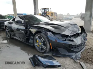 2020 Ferrari Portofino z VIN ZFF89FPA3L0255497, wystawiony jako Copart lot #46598594 z przebiegiem 4193 mil mil oraz Szkody całkowita. Historia ofert i sprzedaży dostępna na DreamBid. Obrazek 4.