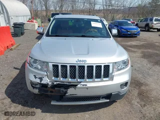 2012 Jeep Grand Cherokee Overland with VIN 1C4RJFCGXCC292257, listed as a IAAI auction lot 41844192 with 182,522 mi miles. Bid and sale history available at carsss.com. Image 12.