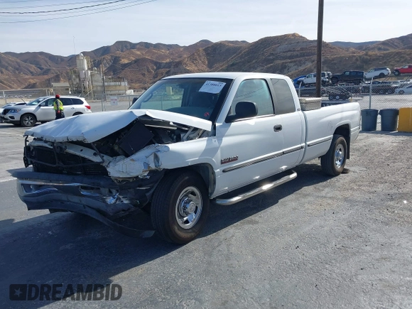 1999 Dodge Ram 2500 with VIN 1B7KC2362XJ593196, listed as a IAAI auction lot 41388015 with 466,535 mi miles. Bid and sale history available at carsss.com. Image 17.