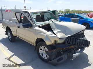 2002 Toyota Tacoma with VIN 5TENL42N62Z085135, listed as a IAAI auction lot 41831720 with 260,214 mi miles. Bid and sale history available at carsss.com. Image 1.
