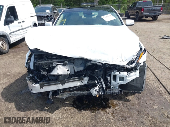 2015 Hyundai Genesis 3.8L with VIN KMHGN4JE0FU055255, listed as a IAAI auction lot 42123154 with 48,130 mi miles and . Bid and sale history available at DreamBid. Image 6.