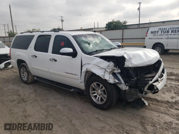 2008 Chevrolet Suburban LT w/3LT with VIN 3GNFC16078G200144, listed as a Copart auction lot 70281504 with 0 mi miles and Salvage Title. Bid and sale history available at carsss.com. Image 4.
