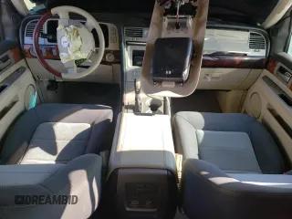 2003 Lincoln Navigator Luxury with VIN 5LMFU28R63LJ03321, listed as a Copart auction lot 59796874 with 0 mi miles and Salvage Title. Bid and sale history available at carsss.com. Image 8.