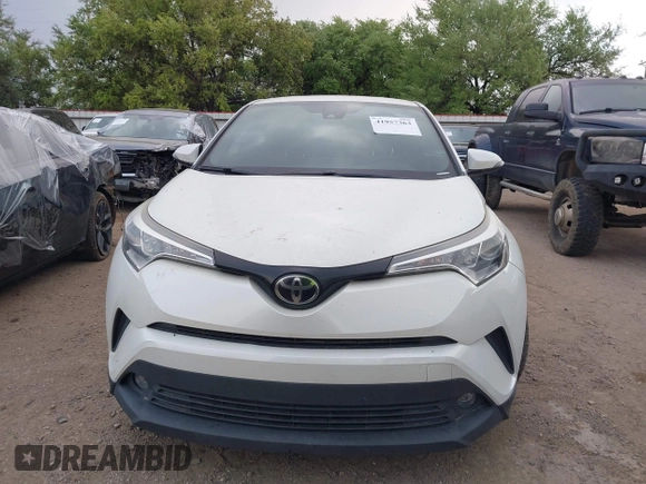 2018 Toyota C-HR XLE z VIN JTNKHMBX4J1001128, wystawiony jako IAAI lot #41957363 z przebiegiem 108 233 mil mil oraz . Historia ofert i sprzedaży dostępna na DreamBid. Obrazek 12.