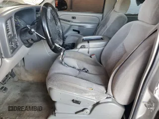 2005 Chevrolet Tahoe LS with VIN 1GNEC13V85R155366, listed as a Copart auction lot 60328405 with 421,272 mi miles and Salvage title. Bid and sale history available at DreamBid. Image 7.